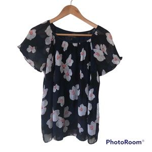 BANANA REPUBLIC Navy, White & Pink Floral Print Micro-Pleated Swing Top